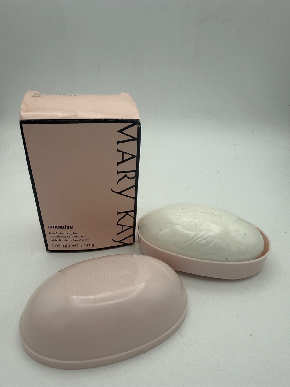 Mary Kay Timewise 3 in 1 cleansing bar face soap w/ pink case 5 oz discontinued